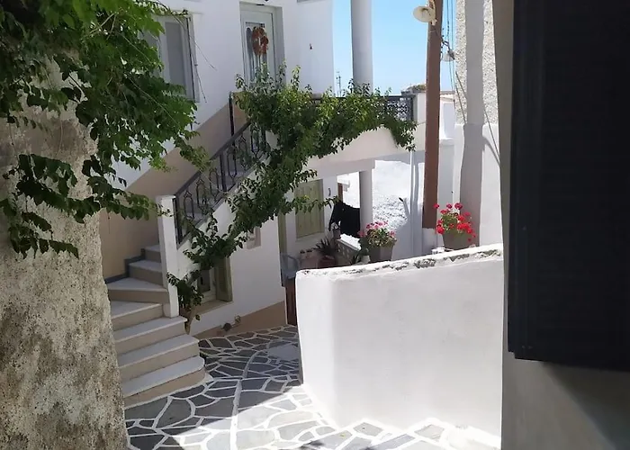 Naxion Esti - διαμονή στην παλιά χώρα της νάξου Prázdninový dům