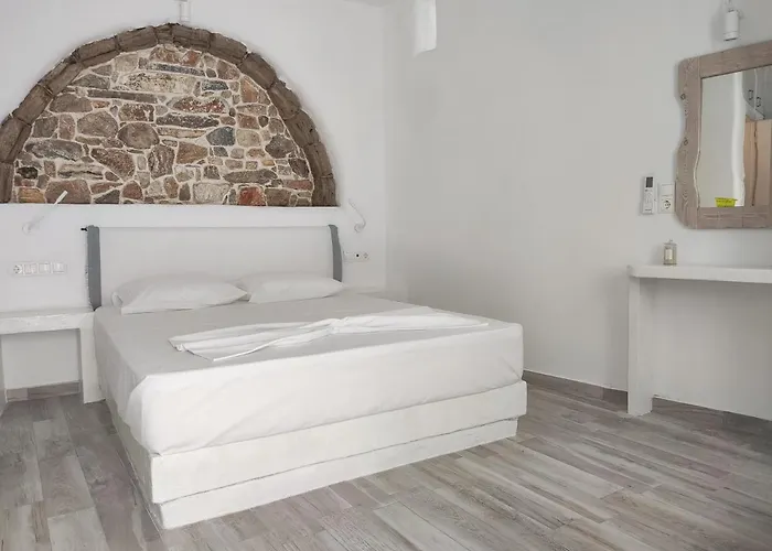 Naxion Esti - διαμονή στην παλιά χώρα της νάξου * Naxos City